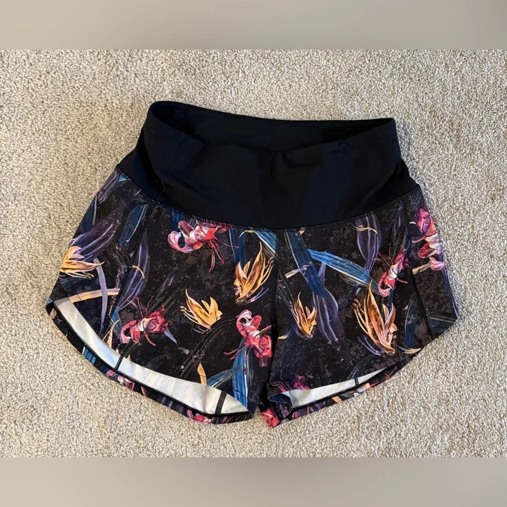 Lululemon Speed Up High-Rise Lined Shorts 4” Veiled Floral Black Multi | Size 4